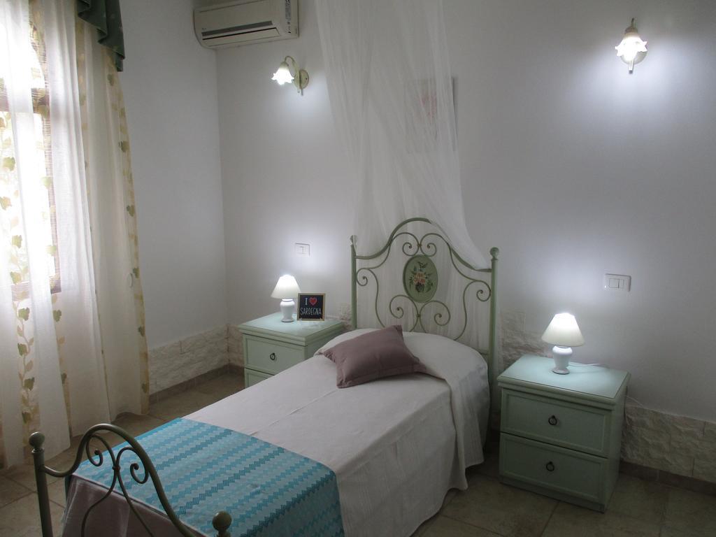 Villa Margherita Suite & Charme Pula Quarto foto