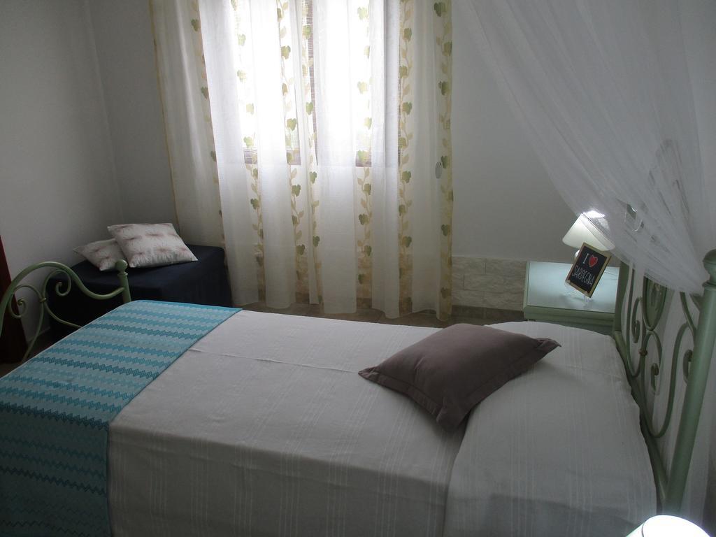 Villa Margherita Suite & Charme Pula Quarto foto