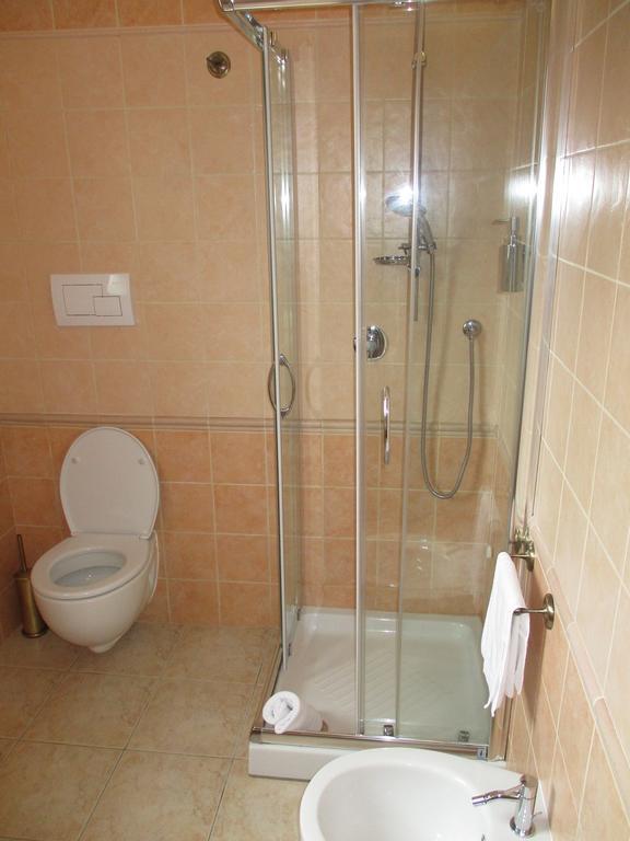 Villa Margherita Suite & Charme Pula Quarto foto