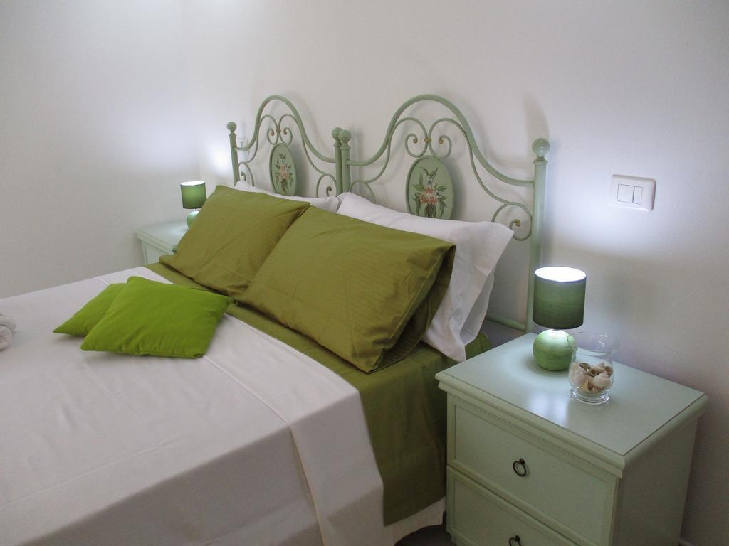 Villa Margherita Suite & Charme Pula Quarto foto