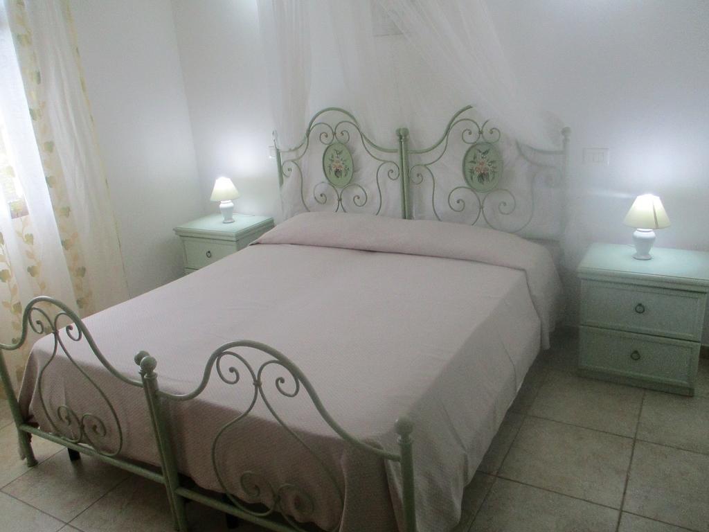 Villa Margherita Suite & Charme Pula Quarto foto